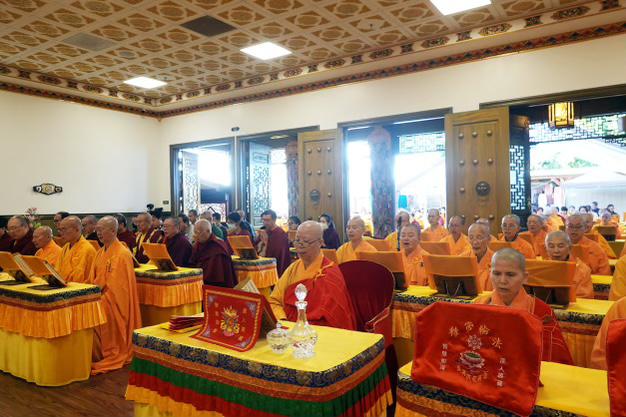 巴沙迪纳圣蹟寺举办恭迎燃灯古佛佛诞法会 为世界带来光明与吉祥-图片1